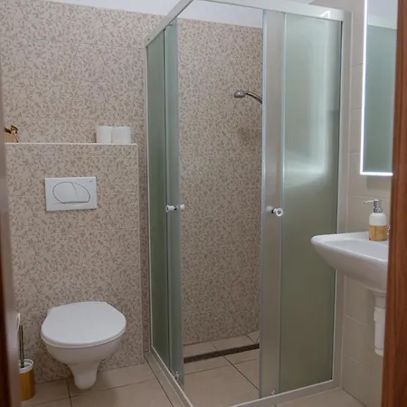 ゲストハウス Florian パヴロフ